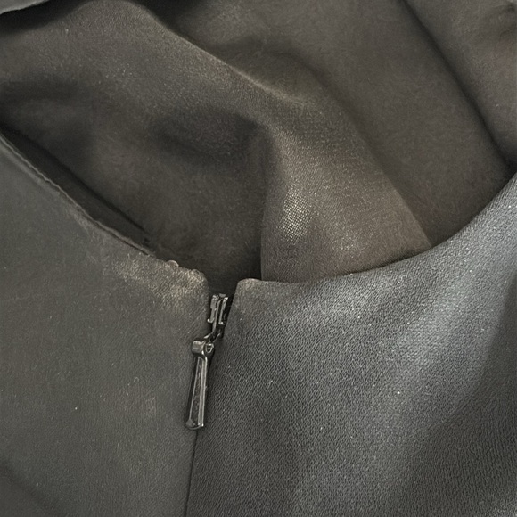 Ted Baker Vinata Embellished Cap Sleeve Statement Dress in Black - Size 6 (US) - Picture 9 of 12